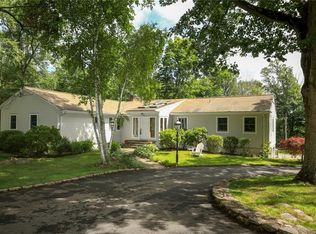 96 Horseshoe Hill Rd, Pound Ridge, NY 10576