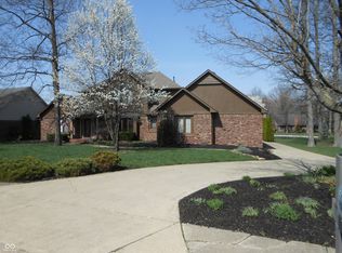 6712 Forrest Commons Blvd, Indianapolis, IN 46227