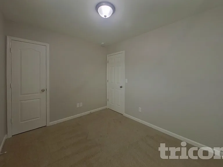 513 Gentle Breeze Ln — Photo 10