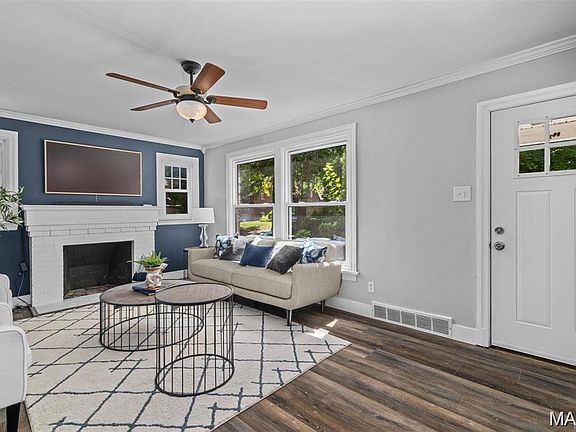 2nd image of 6959 Dartmouth Ave