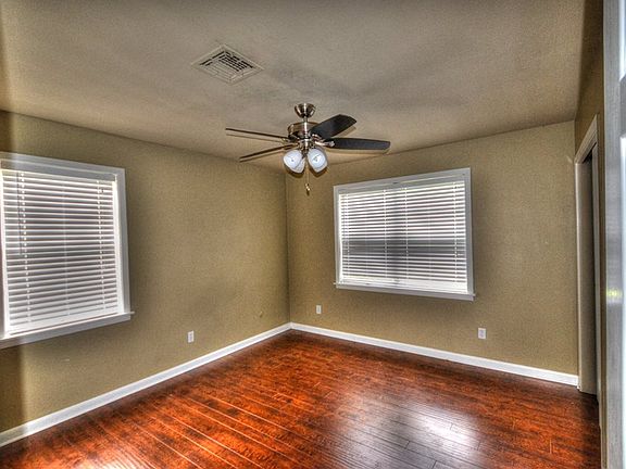 5th image of 2515 Belmont Blvd