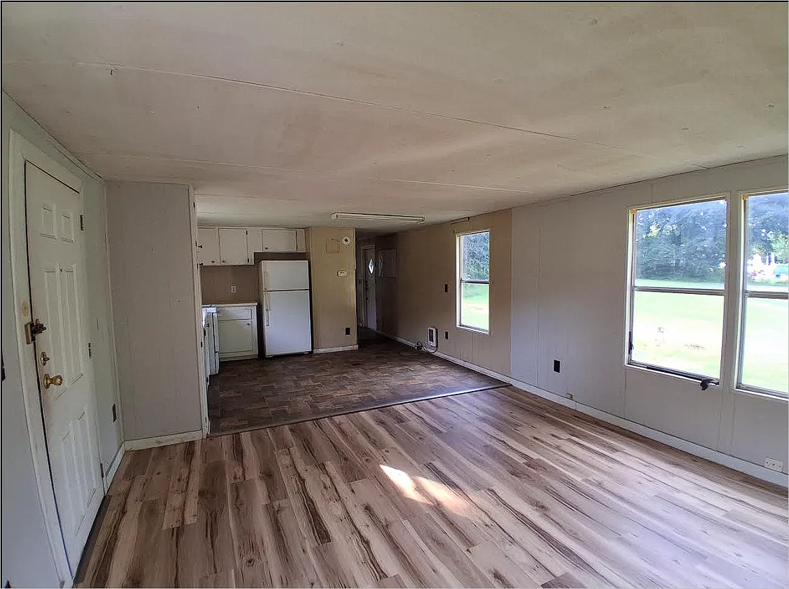 2 bed, 750 sqft, $645 — Photo 3