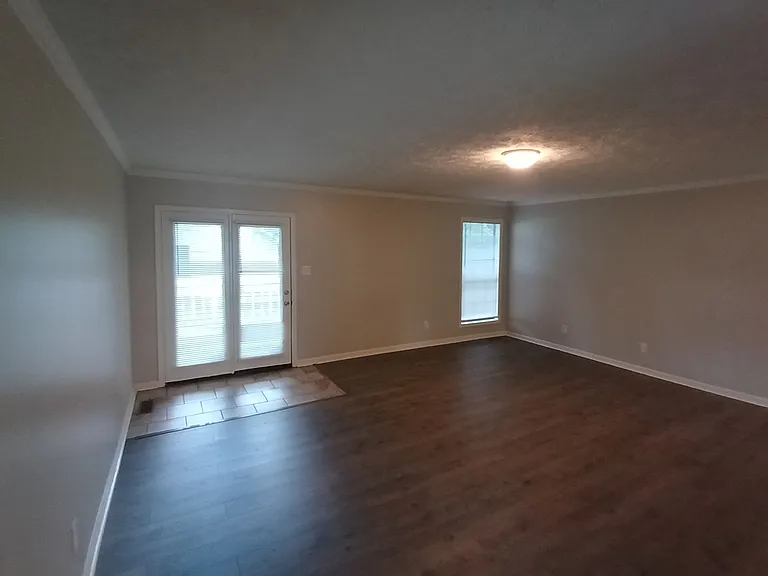 55 Clement Dr — Photo 3
