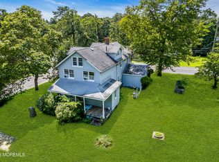 200 Cranberry Rd, Farmingdale, NJ 07727