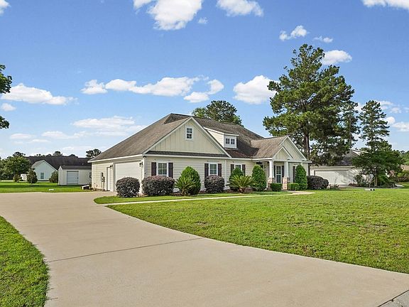 3rd image of 128 Thistledown Dr