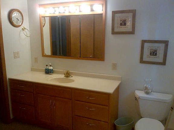 Main bath view 2