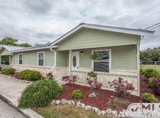 121 S Plant Ave APT 601, Boerne, TX 78006