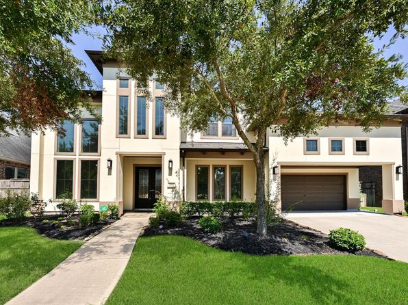 27810 Burnett Hills Ln