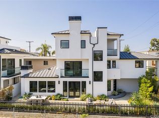 312 Dahlia Pl, Corona Del Mar, CA 92625