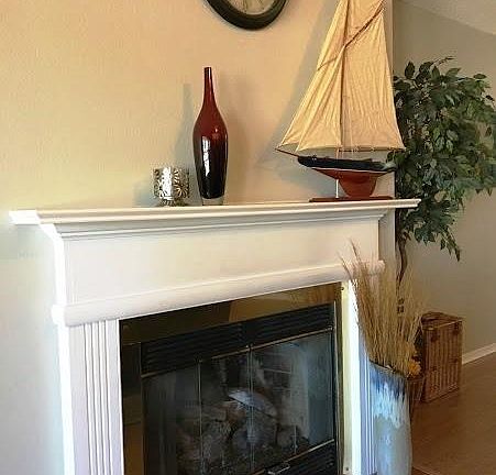 5th image of 740 Cricket Cir