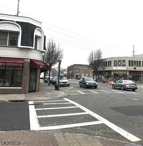 1st image of 237-241 Closter Dock Rd #5