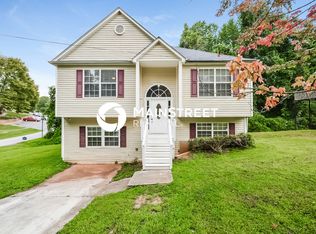 6913 Fairway Trl SW, Austell, GA 30168