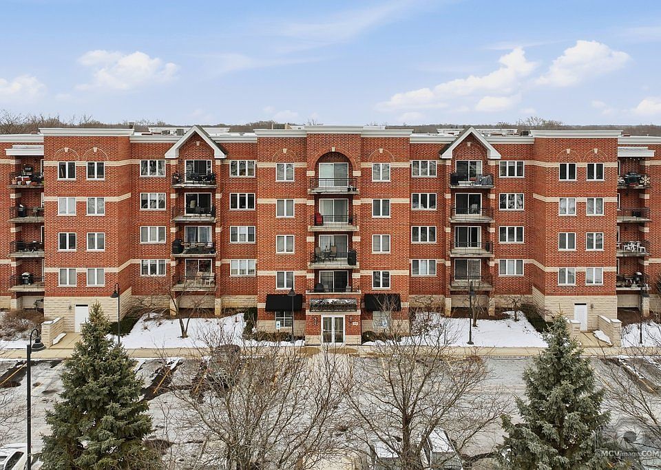 1st image of 3401 N Carriageway Dr Unit 208
