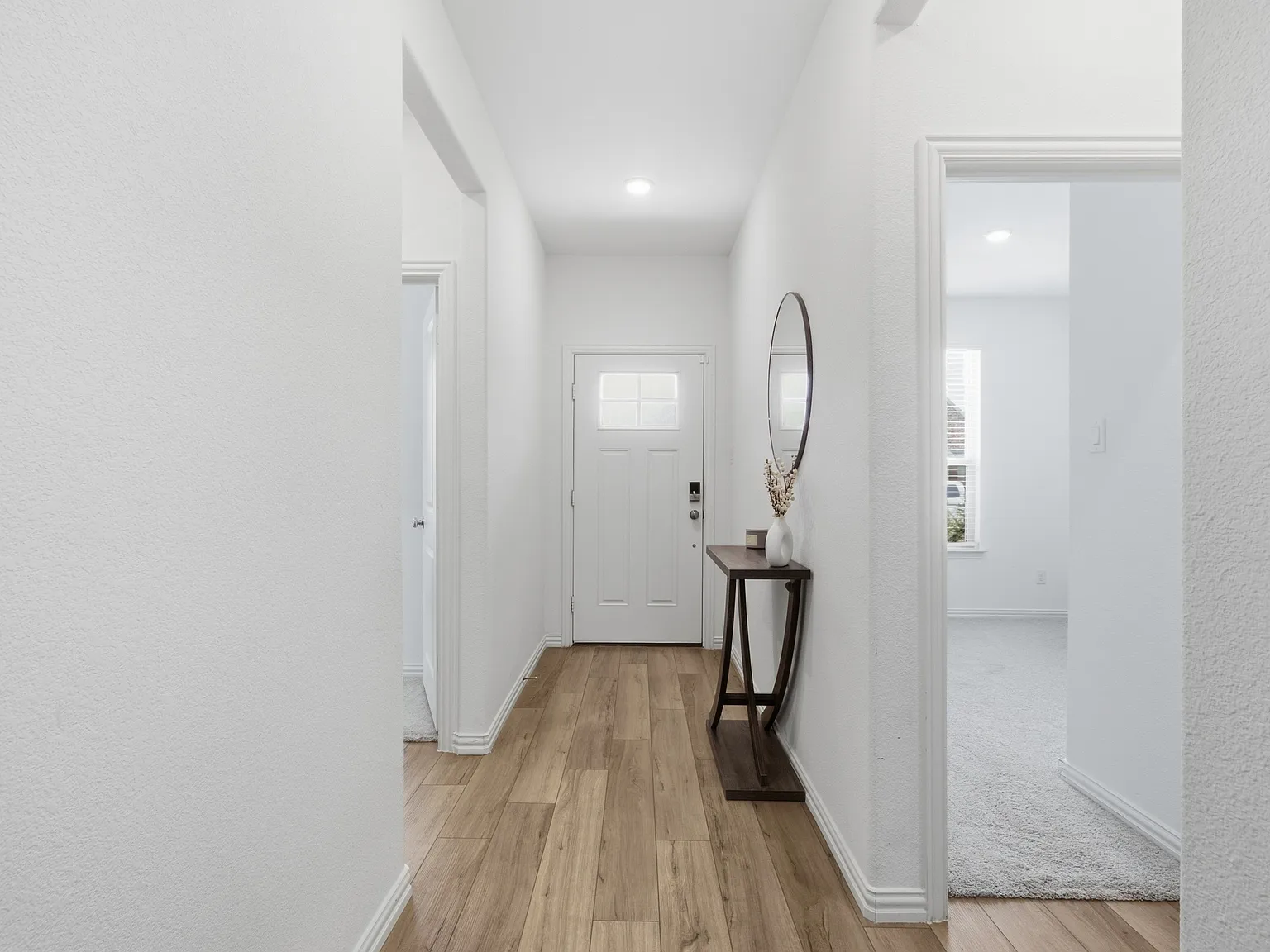 4 bed, 1566 sqft, $3,000 — Photo 2