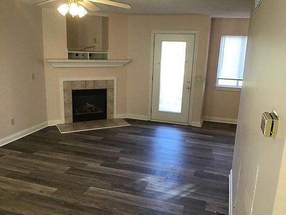3rd image of 2738 Running Creek Dr
