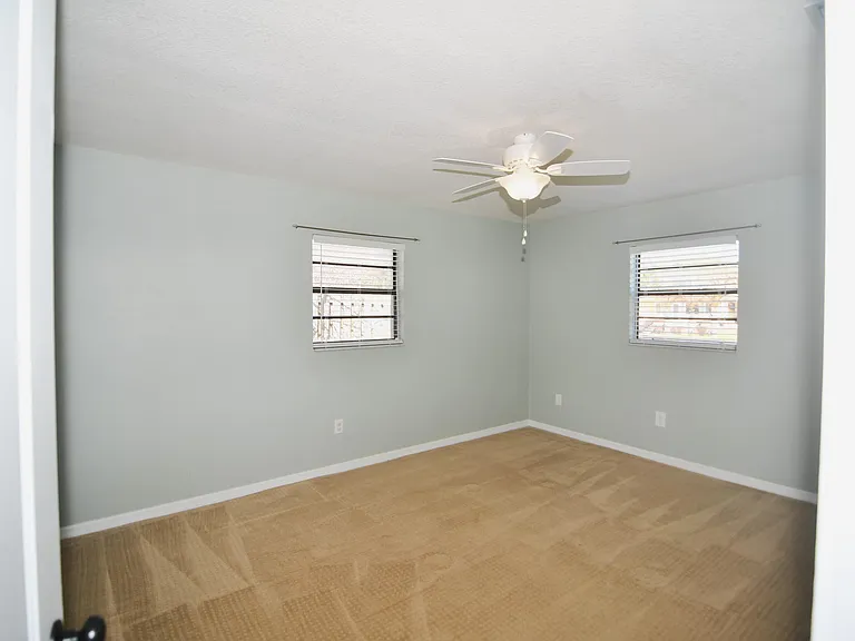 405 Sparrow Dr — Photo 19