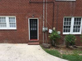 1143 A&B N Broad St.