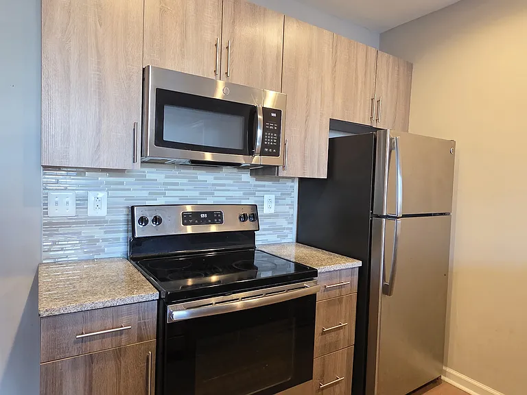 216 Arch St #411 — Photo 4