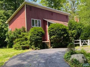 7 Trout Brook Rd, Stanhope, NJ 07874