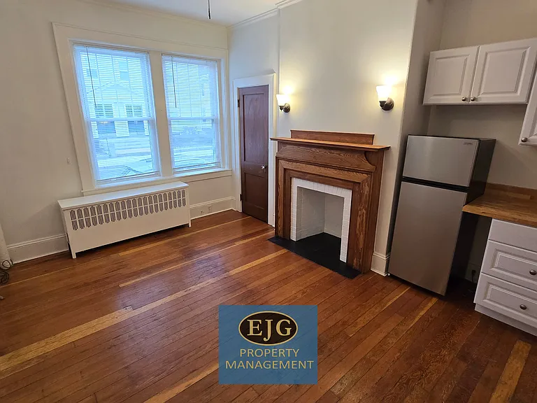 42 N State St #1 — Photo 7