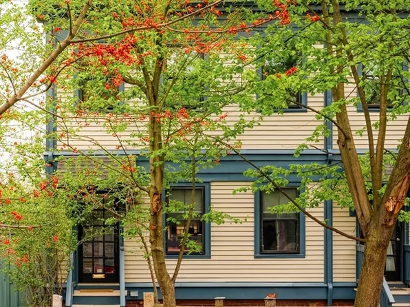 169 Brookline St Unit 169, Cambridge, MA 02139