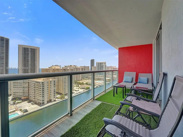 2600 E Hallandale Beach Blvd #T1902 — Photo 75