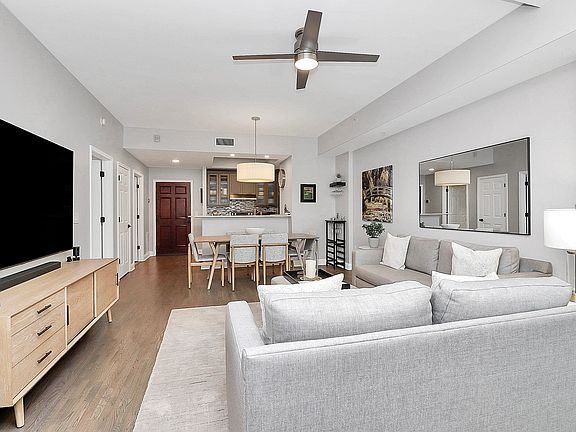 5th image of 300 W 5th St APT 119