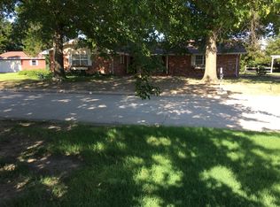 601 Oakdale Dr, Enid, OK 73703