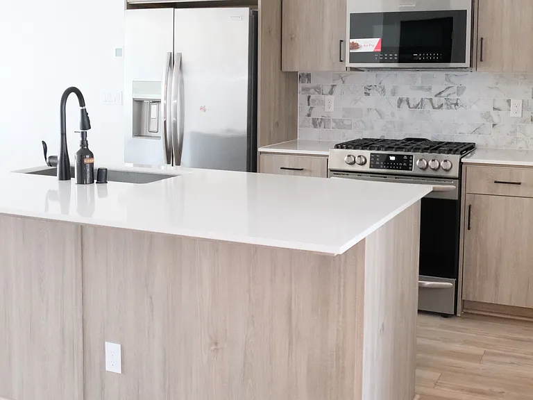 2816 E Teaberry Dr #1 — Photo 29