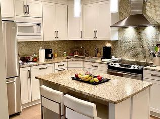 11 Sinclair Ct, Teaneck, NJ 07666