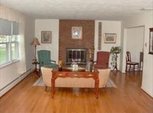 1105 Saint Davids Rd, Williamsport, PA 17701