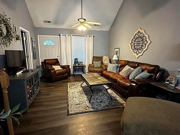 5th image of 337 Still Water Cir