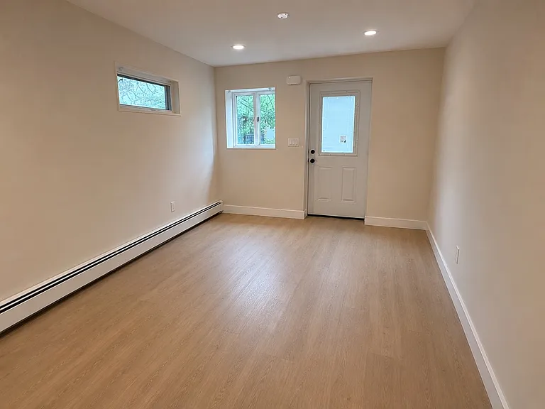 11 Pierre Dr — Photo 5