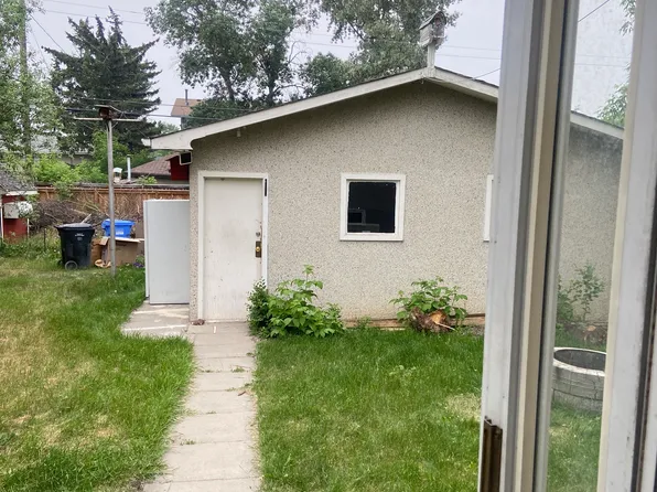 1334 35th St SE, Calgary, AB T2A 1B1