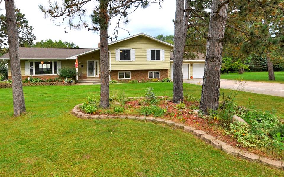 1st image of 17717 Riverwood Dr