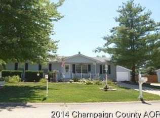 2111 Pheasant Ridge Rd, Mahomet, IL 61853