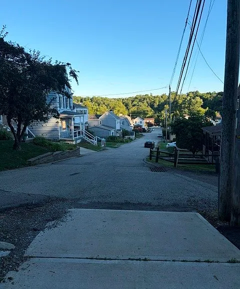 107 Grover Ave #A — Photo 36
