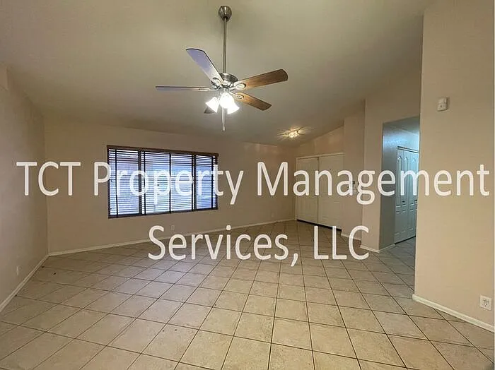 4 bed, 2.0 bath, 1671 sqft, $2,250 — Photo 2