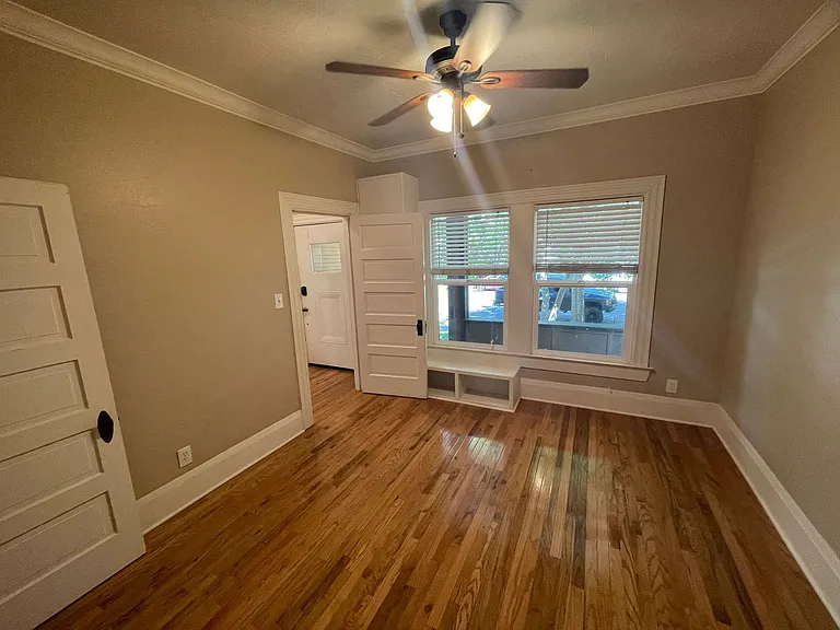 1318 Salem St — Photo 13