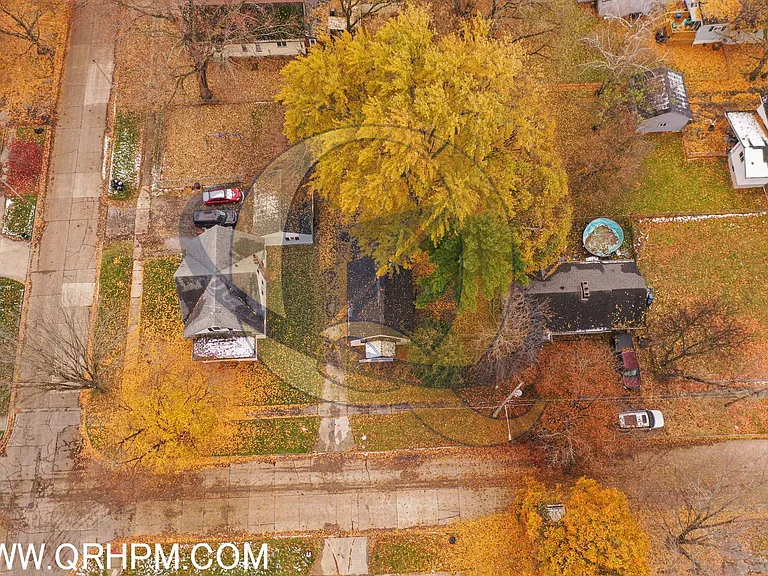 1807 Union Ave — Photo 16