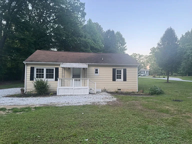13060 River Rd — Photo 1