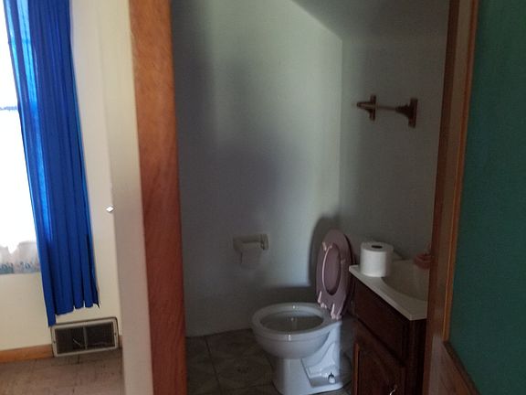 4th image of 104 Cheltenham Dr