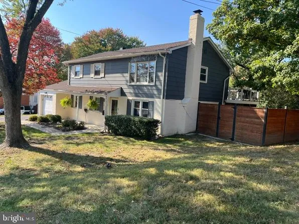 2228 Emporia St, Woodbridge, VA 22191