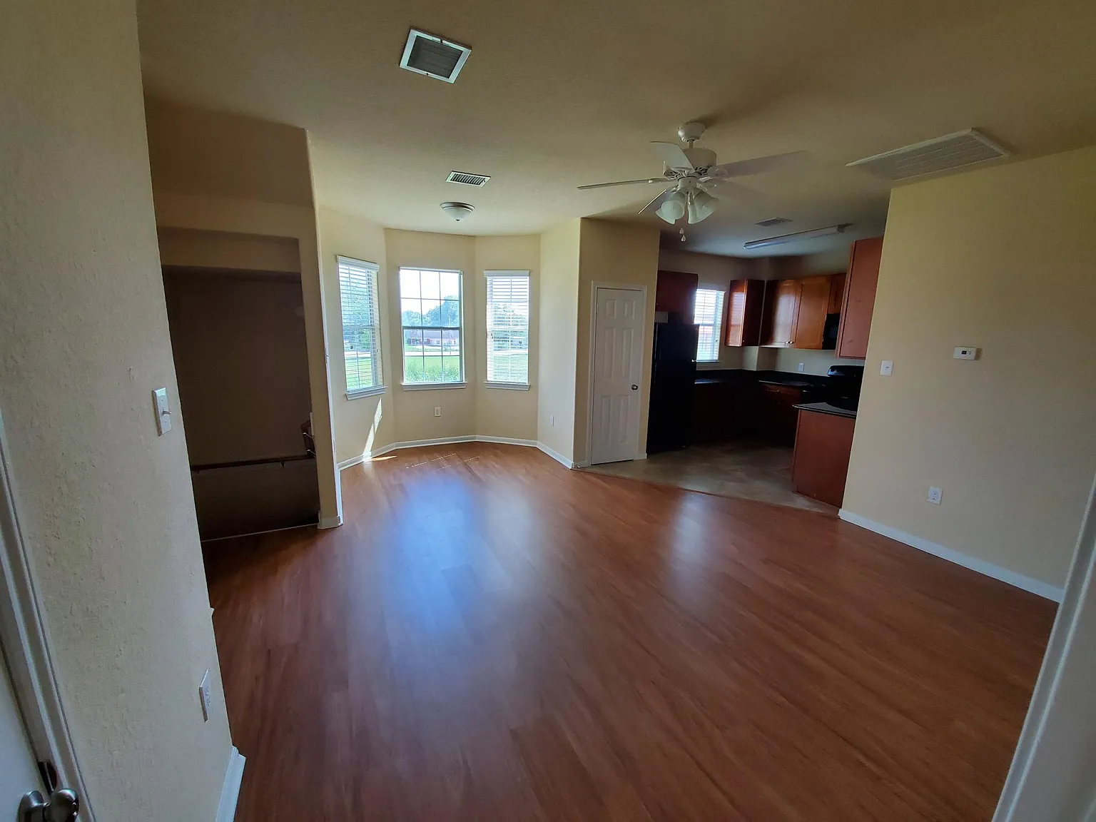 7736 Osakwe St — Photo 4