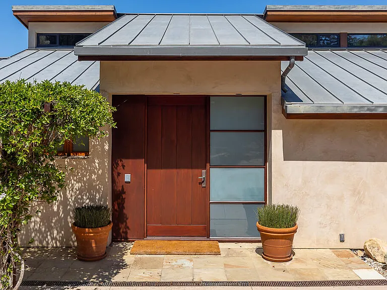 622 Cowles Rd — Photo 4