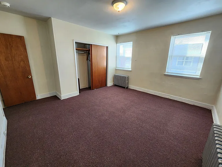 1527 S. 4th Street — Photo 16