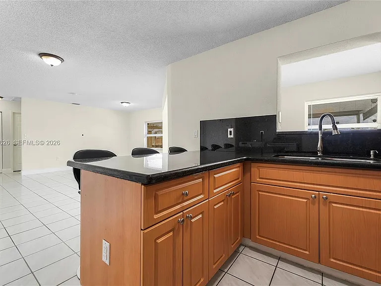12622 SW 211th Ter — Photo 15