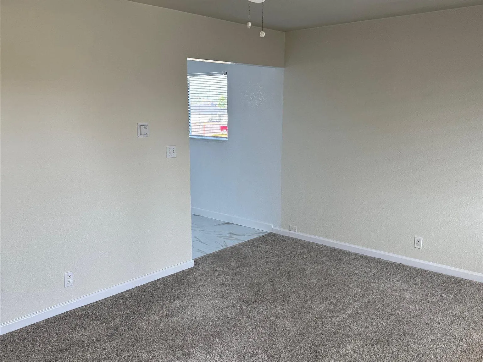 2 bed, 875 sqft, $2,350 — Photo 3
