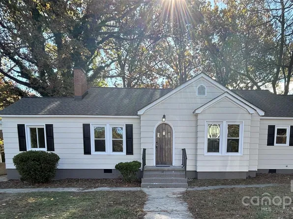 408 Bruton St, Troy, NC 27371