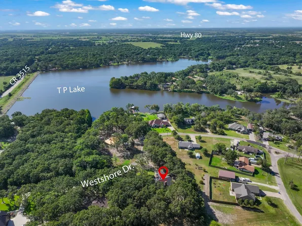 515 Westshore Dr, Wills Pt, TX 75169